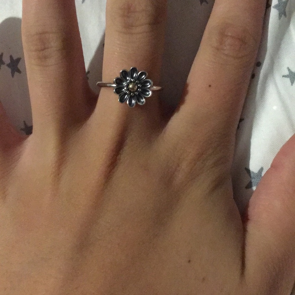 Gold and silver flower pandora ring